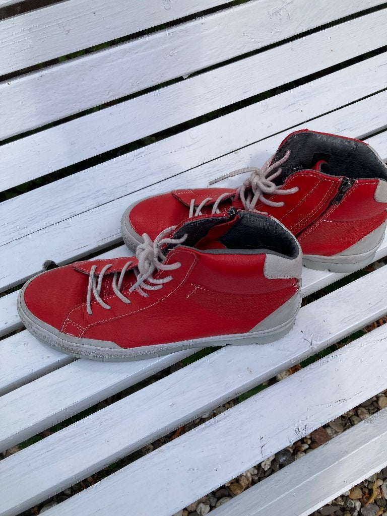 Rode hoge schoenen Wolky, Ophalen of Verzenden, Gedragen, Rood, Sneakers of Gympen
