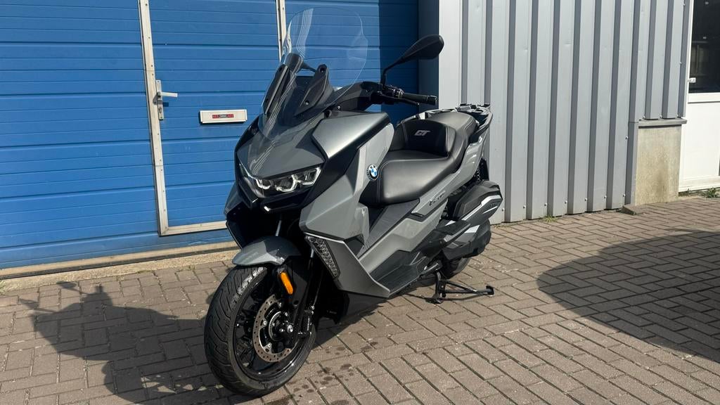 BMW C 400 GT   9455 km 2x helm  en slot, Scooter, Meer dan 35 kW, Minimaal motorrijbewijs A2, Automaat