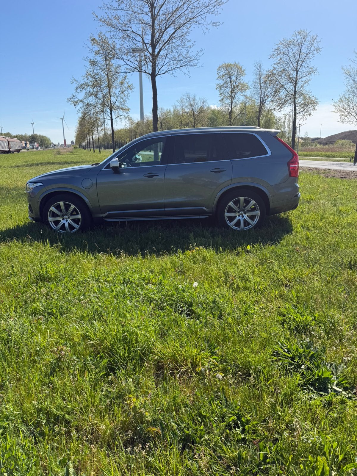 Volvo XC90 2.0 T8 Twin Engine AWD Pi-hy AUT 2016 Grijs, Euro 6, 1969 cc, 320 pk, Bedrijf