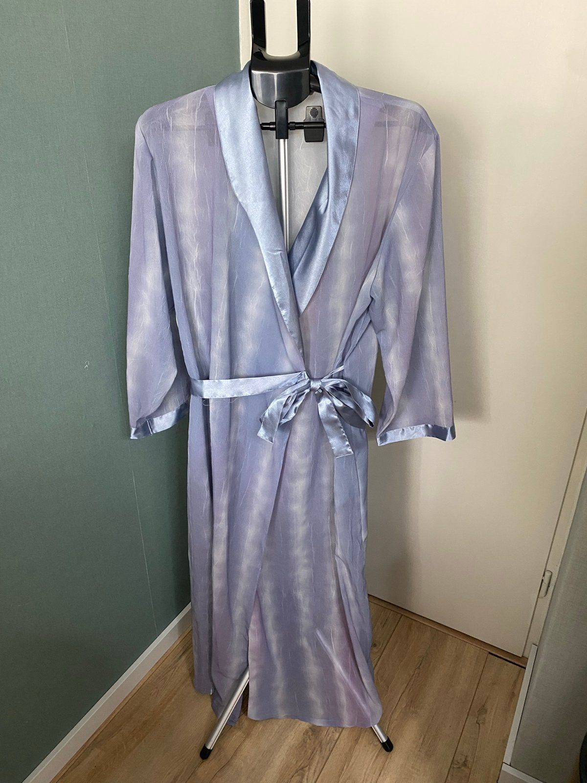 C'est ça Lichtblauwe Badjas Maat M, Kleding | Dames, Ondergoed en Lingerie, Badjas, Blauw, Verzenden