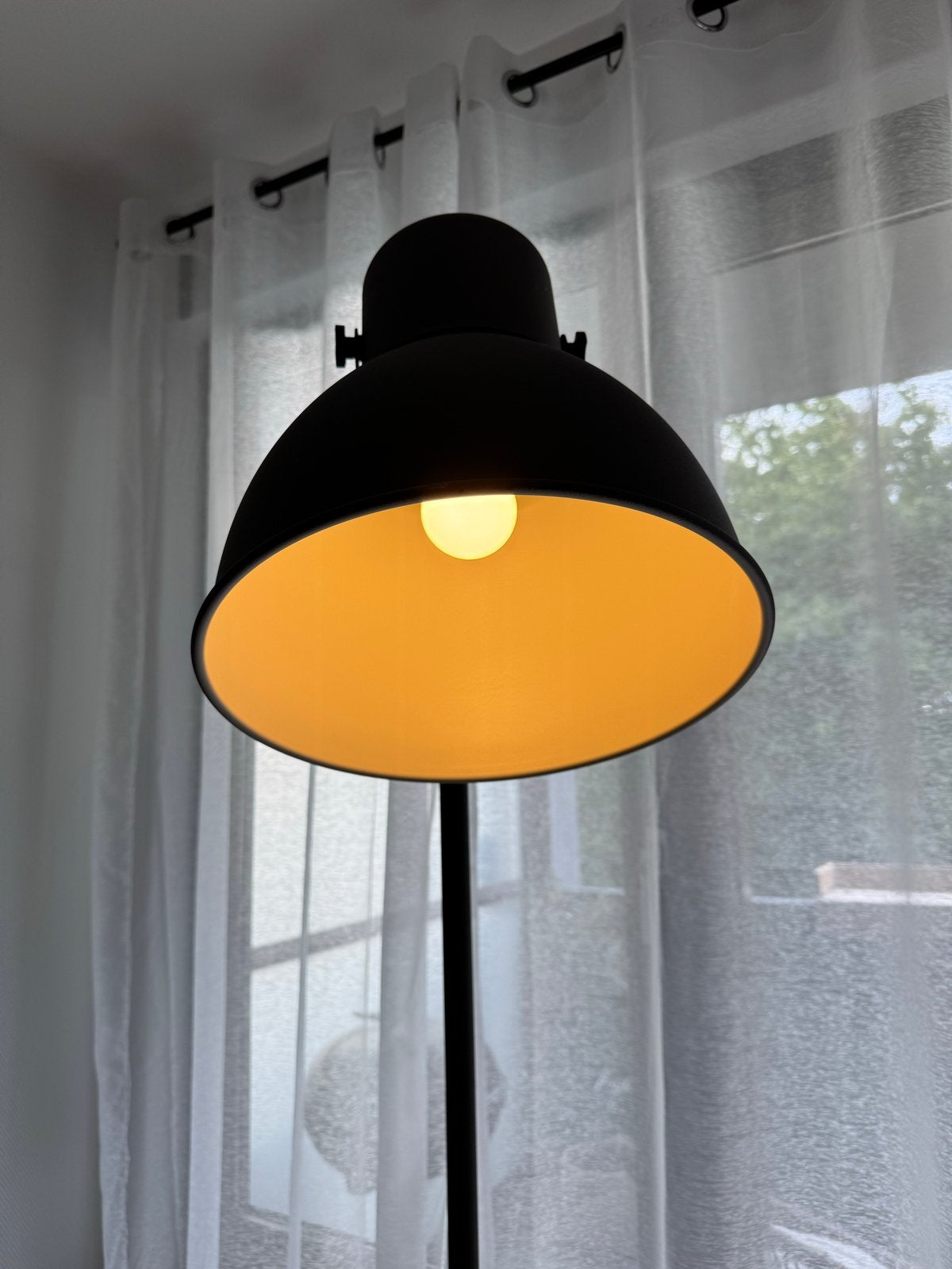 2x IKEA Hektar industriële vloerlamp - IZGS, Ophalen, Gebruikt, E27 (groot), Metaal