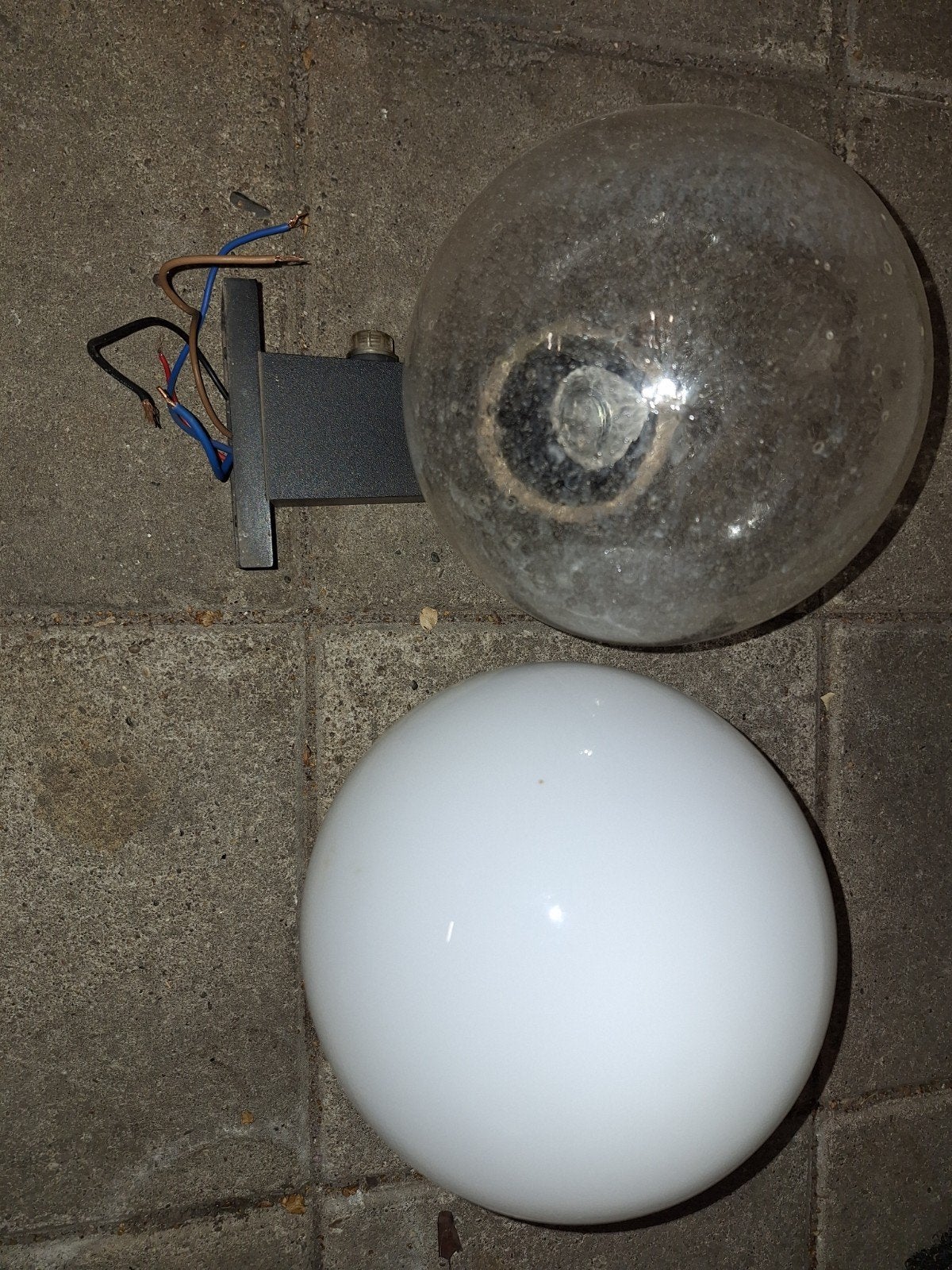 Buitenlampen - Set van 2 (helder en opaal), Ophalen, Gebruikt, Minder dan 50 watt, Wandlamp