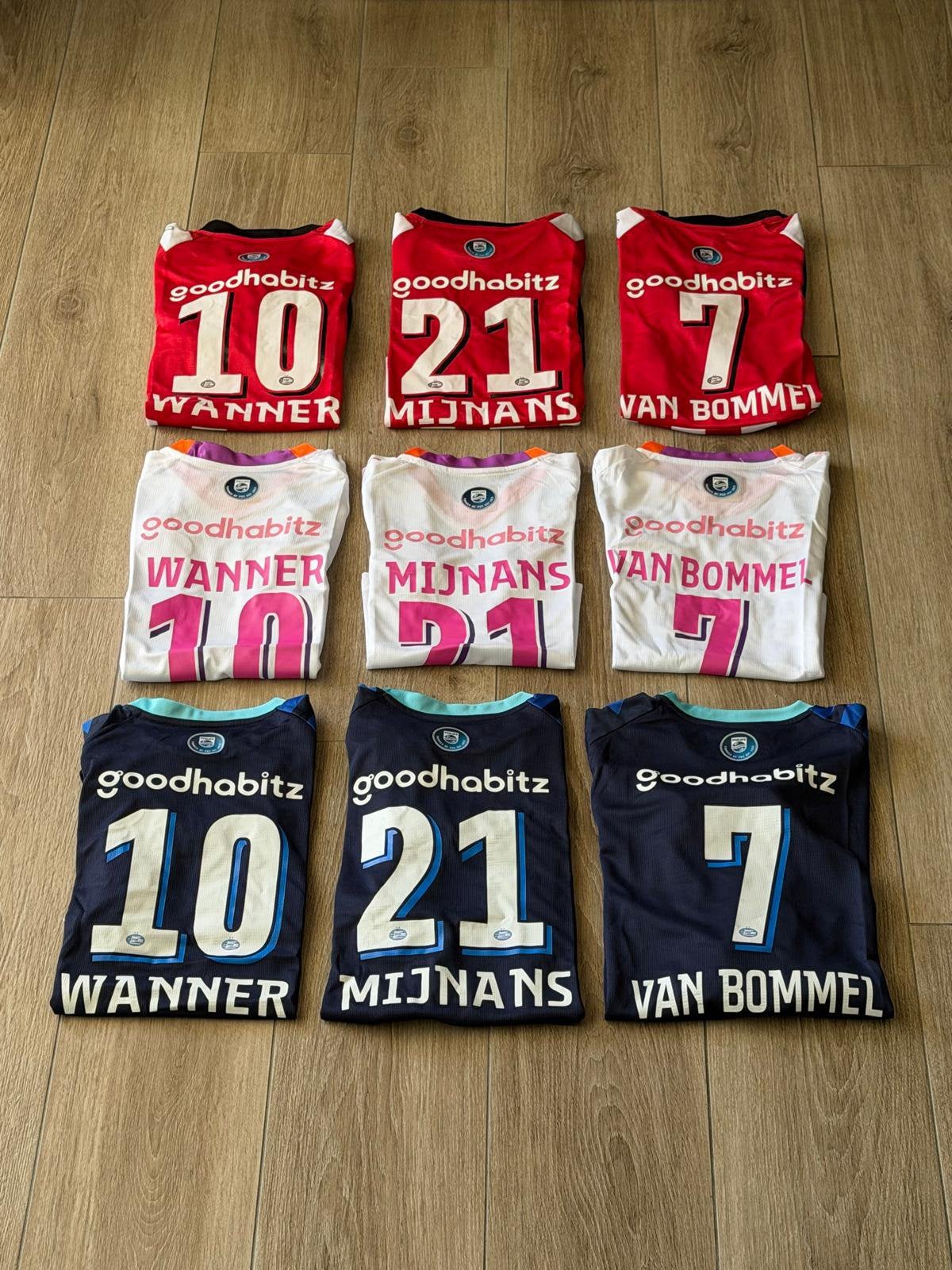 Voetbal tenues Clubs! Maat 116 t/m 164 !, Ophalen of Verzenden, Nieuw, Jongen, Setje