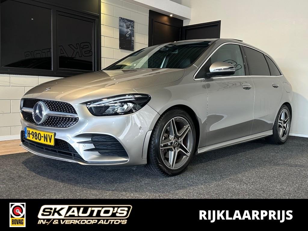 Mercedes-benz B-KLASSE 200 BUS. SOL. AMG l NAP l PANORAMA l, Auto's, Automaat, Gebruikt, Euro 6, 4 cilinders