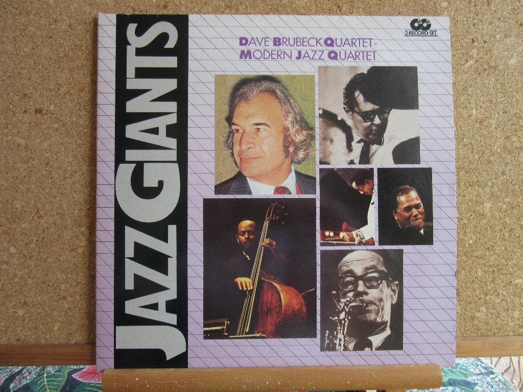 Jazz Giants - Dave Brubeck Quartet / Modern Jazz Quartet, Ophalen of Verzenden, Zo goed als nieuw, 12 inch, Dubbel-LP