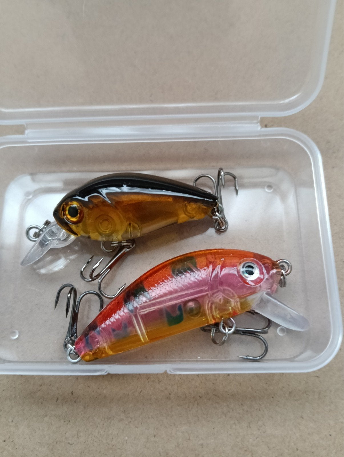2x Kunstaas Forel Baars 5cm/4.5cm 4g + Opbergbox, Ophalen of Verzenden, Nieuw, Kunstaas