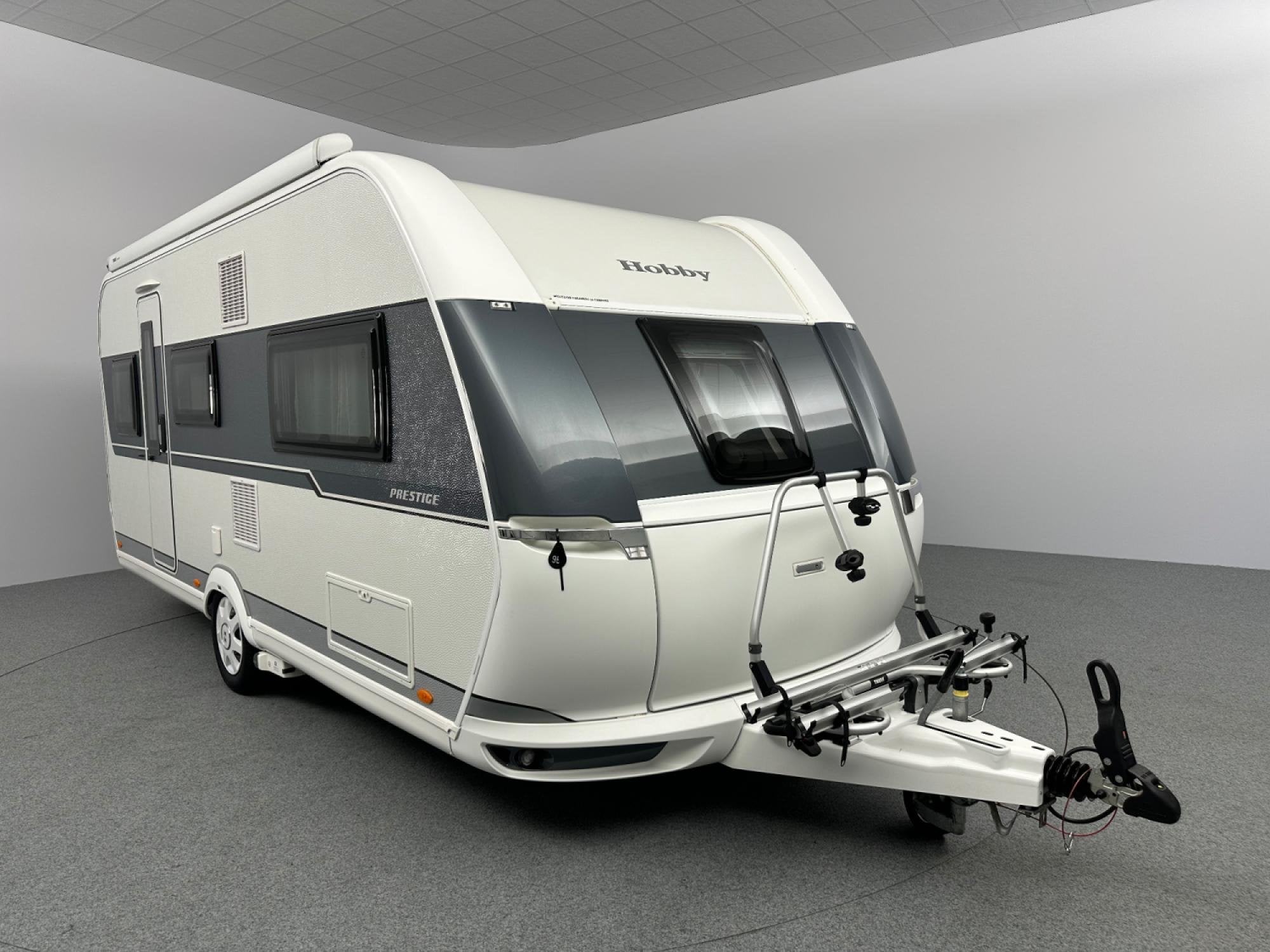 Hobby Prestige 495 UL Enkele bedden Cassetteluifel Mover, Hordeur, Rondzit, Hobby, Bedrijf