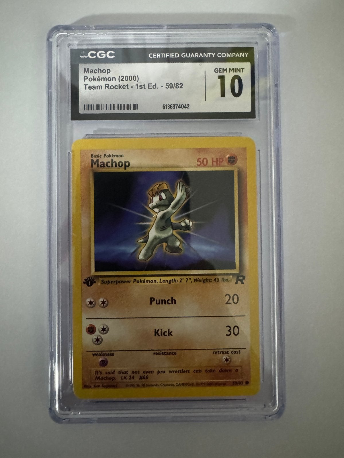 Machop Pokémon Kaart (2000) Team Rocket 1st Ed. CGC Gem Mint, Verzenden, Nieuw, Losse kaart