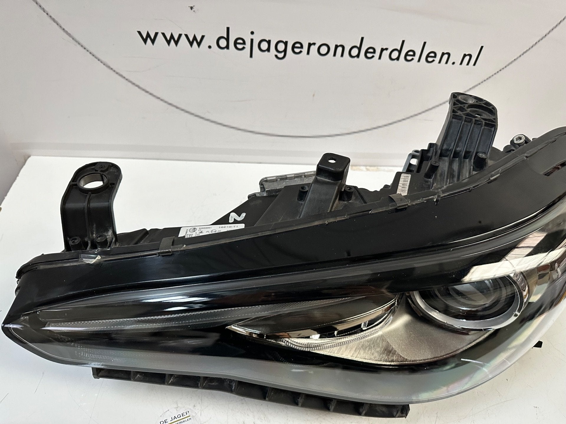 ALFA ROMEO GIULIA XENON KOPLAMP LINKS COMPLEET 50558651, Gebruikt, Dpofca@stellantis.com, Stellantis Europe S.p.A., Ophalen of Verzenden