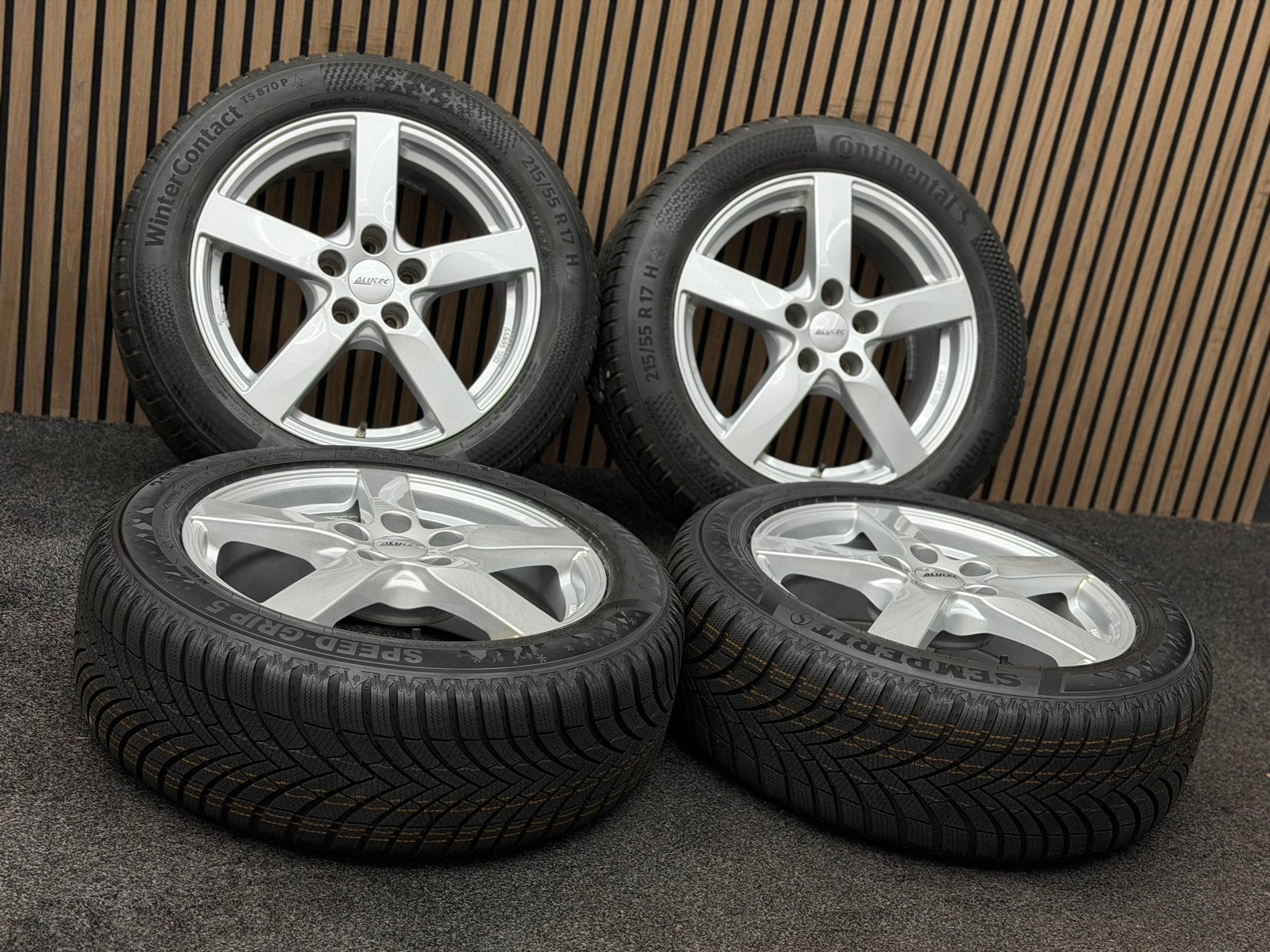 17 inch Alutec Freeze - Toyota Mirai 5x114.3 ET40 215/55/17, Ophalen, 215 mm, ., Banden en Velgen