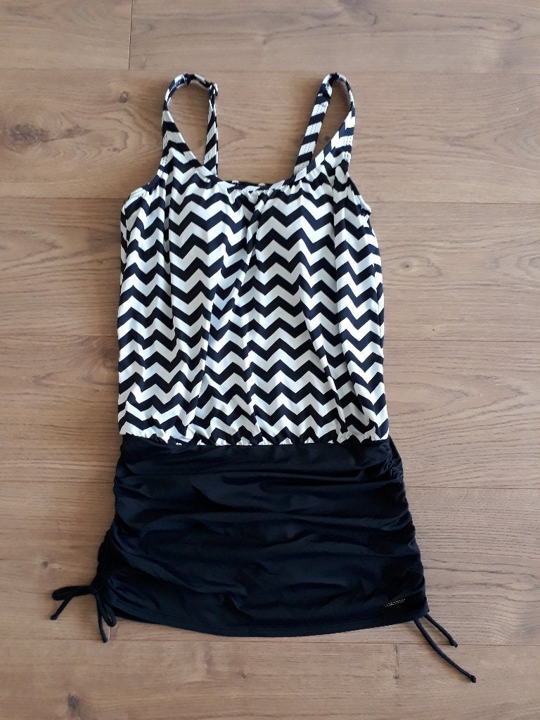 Badpakjurk, badpak jurk, strandjurk, zwemjurk 36 bijna NIEUW, Lascana, Zwart, Badpak, Ophalen of Verzenden