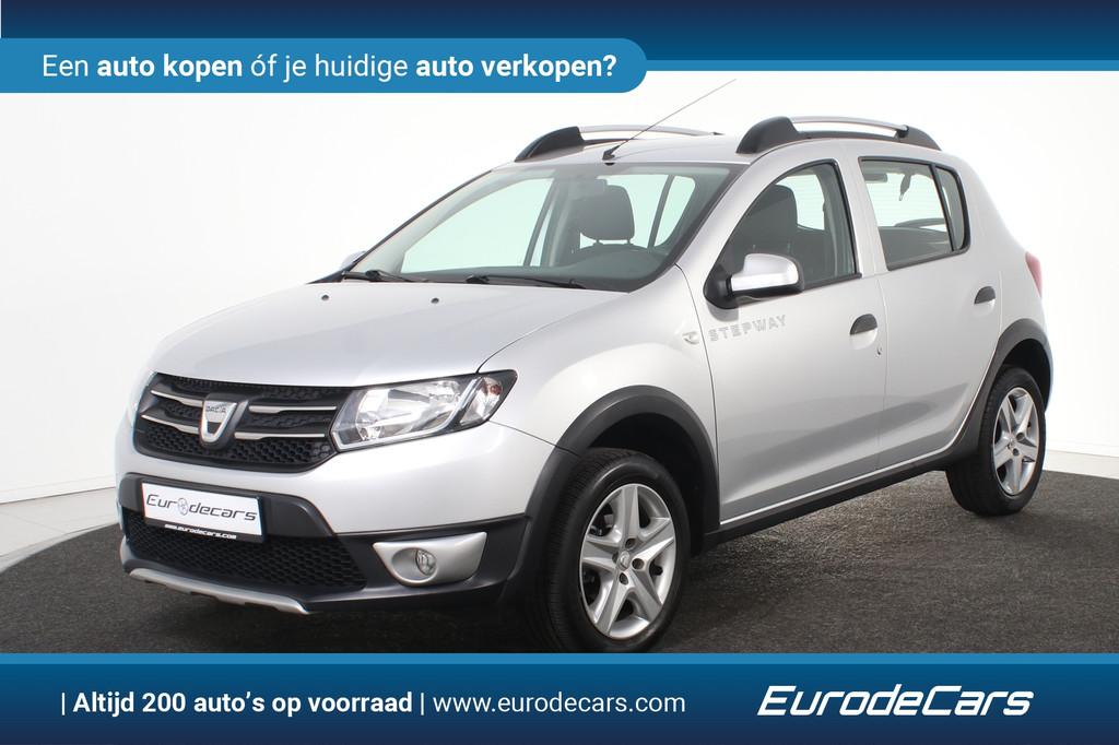Dacia Sandero 0.9 TCe Stepway Lauréate *Airco*Nieuwe APK*, Auto's, Voorwielaandrijving, Stof, Zwart, Navigatiesysteem