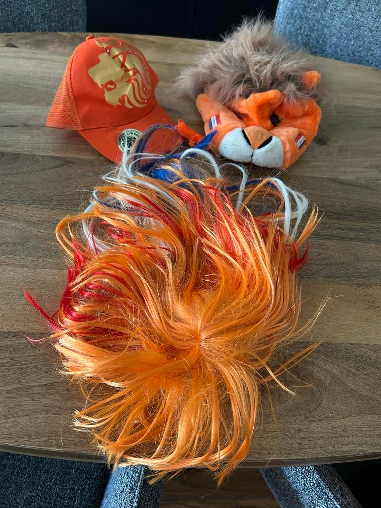Diverse WK  attributen( laatste kans!!), Ophalen, Oranje of Koningsdag