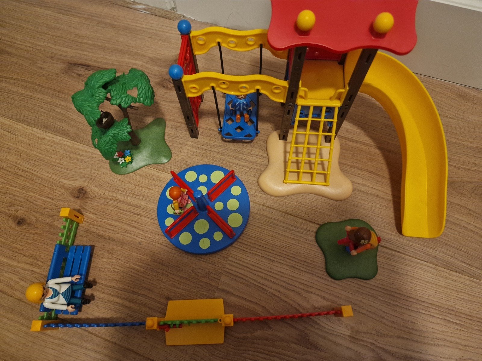 Playmobil speeltuin met instructies, Ophalen, Gebouw, Complete set, Zo goed als nieuw