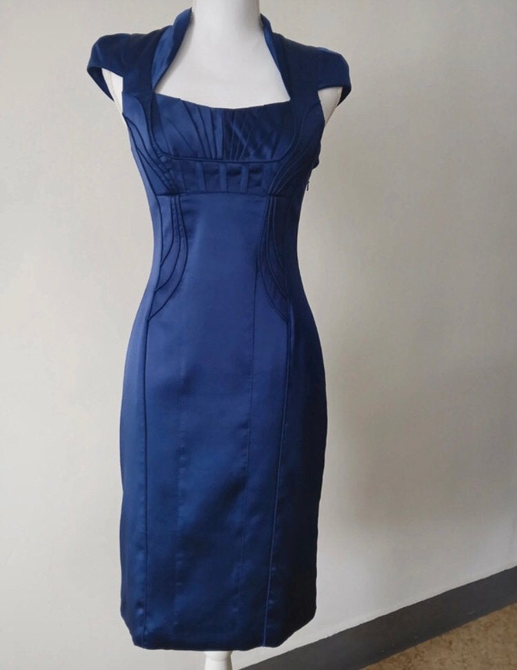 Prachtige Karen Millen Galajurk - Maat 36, Blauw, Nieuw, Ophalen of Verzenden, Knielengte