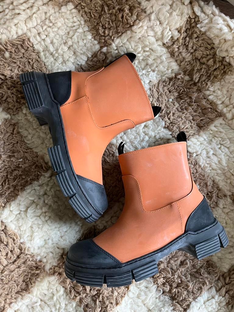 Ganni Recycled Rubber city boots burnt orange size 38, Lage of Enkellaarzen, Nieuw, Oranje, Ophalen of Verzenden