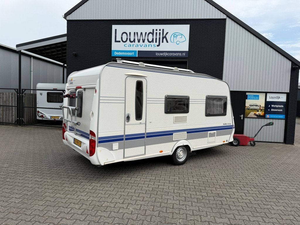 HOBBY De Luxe 440 SF ’08 (Mover, Vastbed 210cm), Vast bed, Hobby, Bedrijf, Treinzit