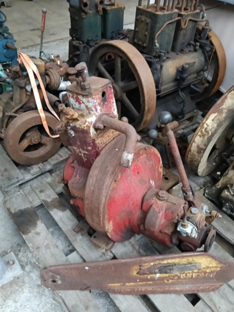 Bukh met keerkoppeling, Ophalen, Dieselmotor