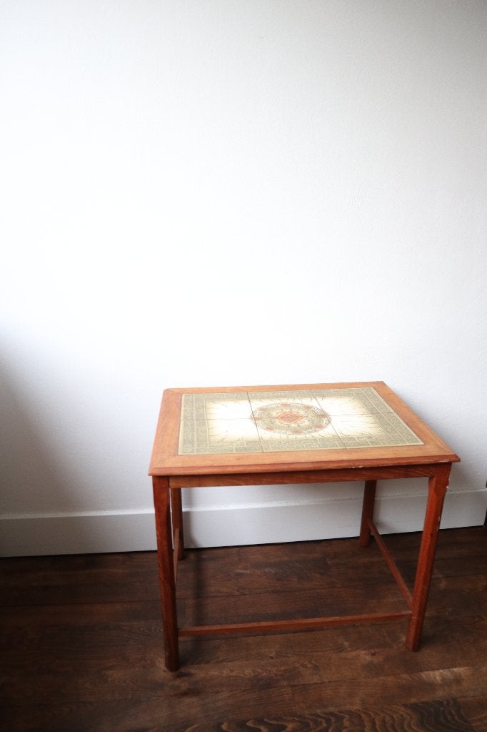 Vintage Deense bijzettafel / retro mid century design 60 70, Antiek en Kunst, Antiek | Meubels | Tafels, Ophalen