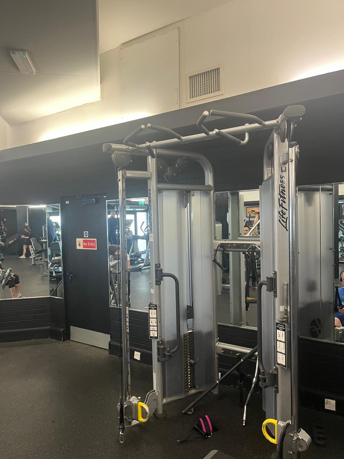 11 Life Fitness Apparaten,Dual Pulley,Legpress,Leg Extension, Sport en Fitness, Ophalen, Gebruikt, Benen, Krachtstation