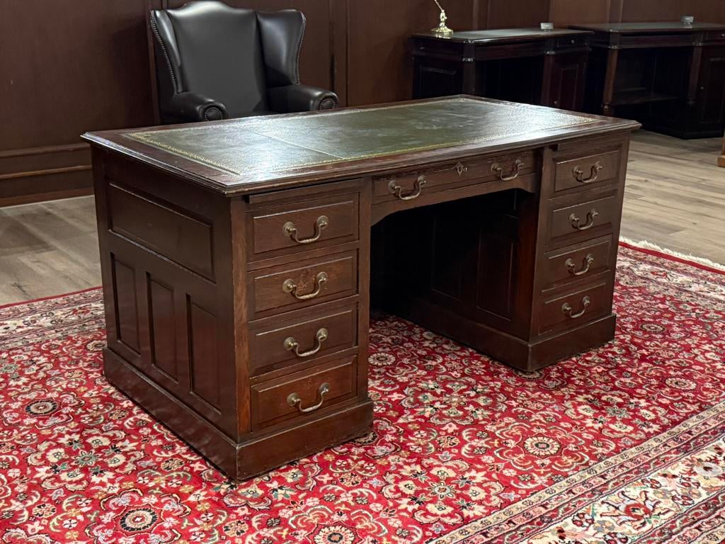 Antiek klassiek Engels bureau #663, Huis en Inrichting, Bureaus, Hout, Bruin, Ophalen of Verzenden, Zo goed als nieuw