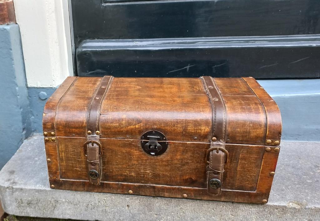 Houten KISTJE / OPBERGKIST / KOFFIEKIST hout 40 x 30 cm, Overige houtsoorten, Minder dan 50 cm, Gebruikt, Minder dan 50 cm