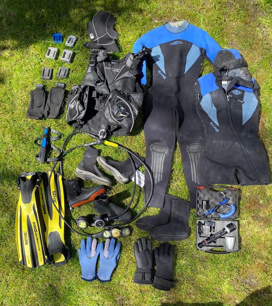 Complete duikset dames S/M incl. automaat en accessoires, Watersport en Boten, Ophalen, Zo goed als nieuw, Duikpak