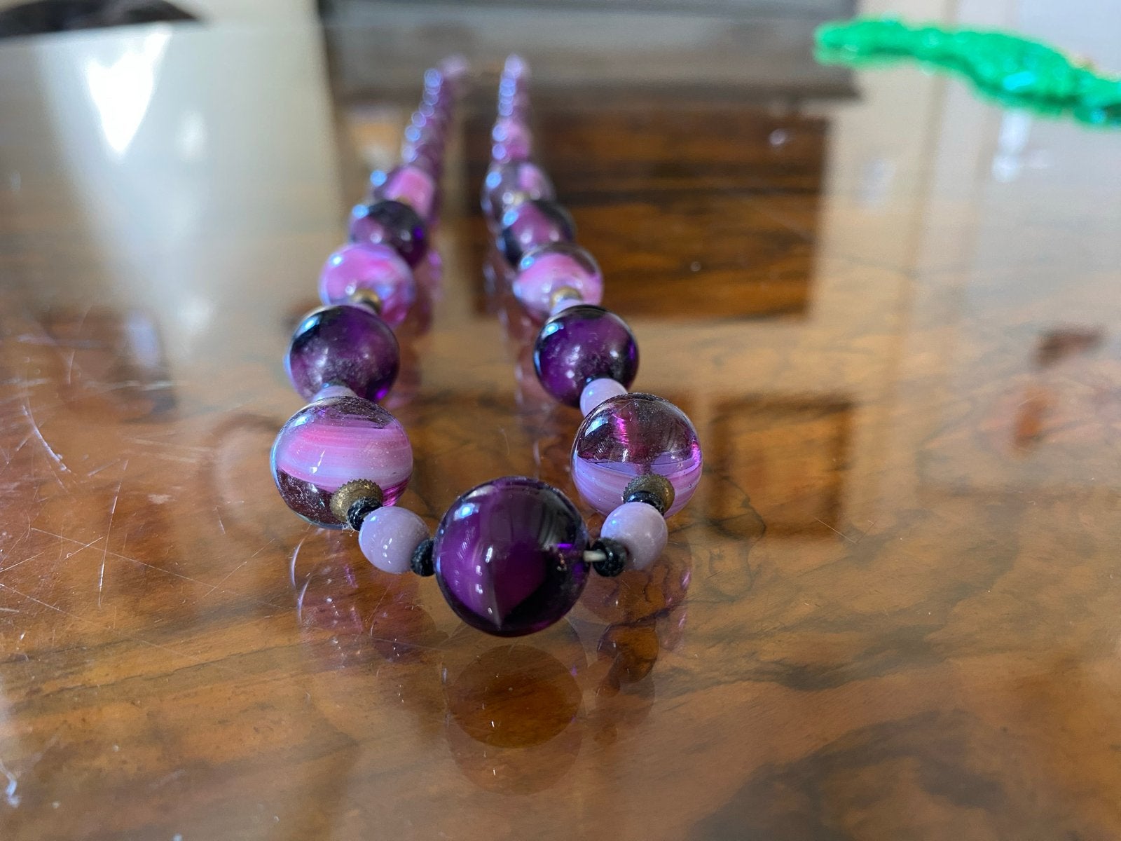 Antiek/vintage tjechisch glas kralen ketting 34cm, Ophalen of Verzenden, Gebruikt, Paars, Overige materialen