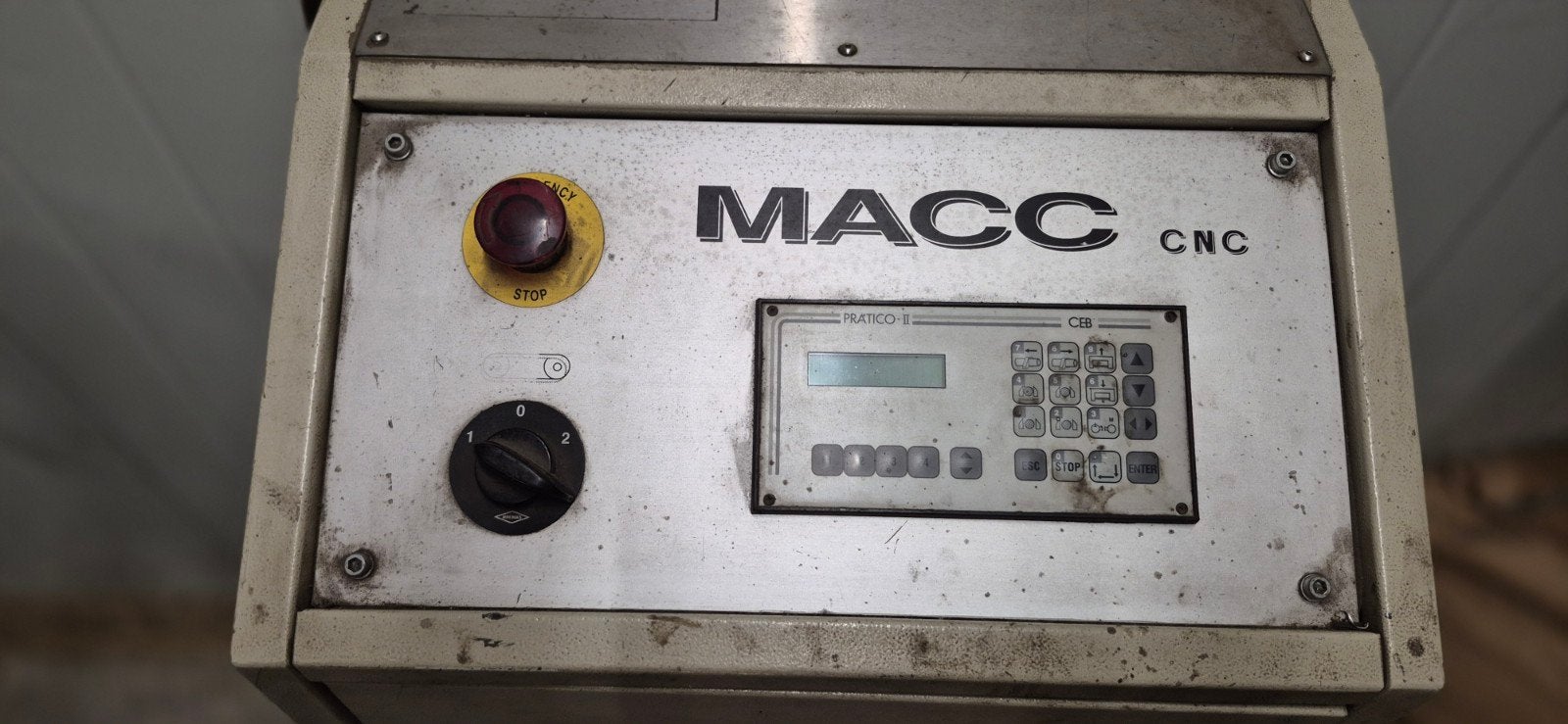 MACC NTA 350 CNC zaagmachine voor metaal met aanslag, Ophalen