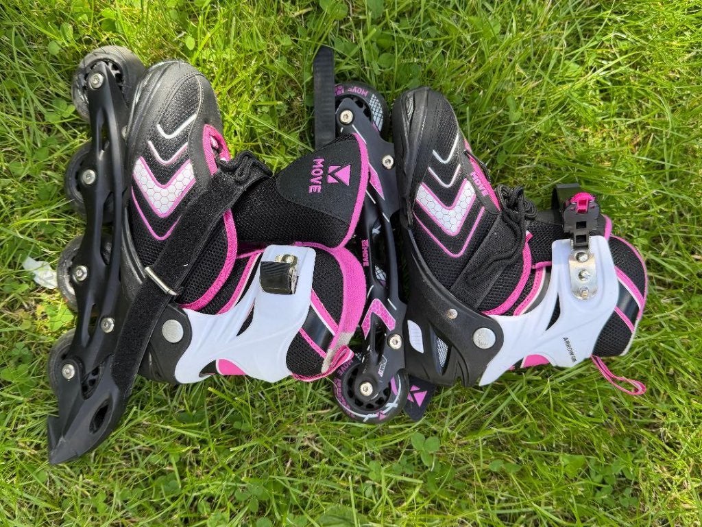 Mooie verstelbare Move Arrow skeelers /skates maat 34-37, Verstelbaar, Kinderen, Zo goed als nieuw, Inline skates 4 wielen