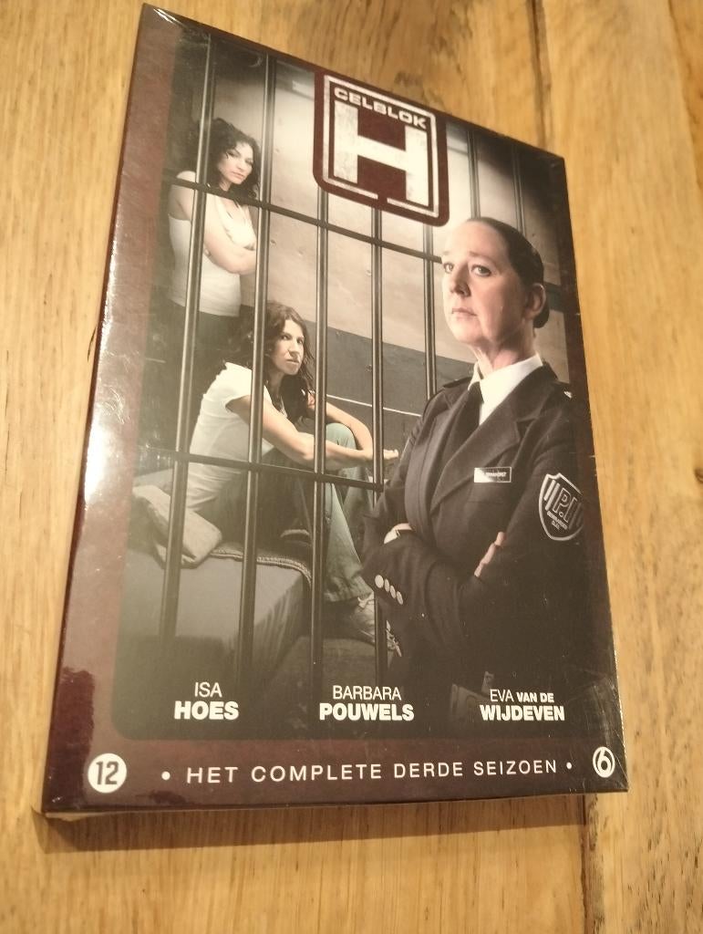 SEALED dvd box 3 Disc Celblok H derde seizoen Isa Hoes, Cd's en Dvd's, Dvd's | Tv en Series, Boxset, Drama, Ophalen of Verzenden
