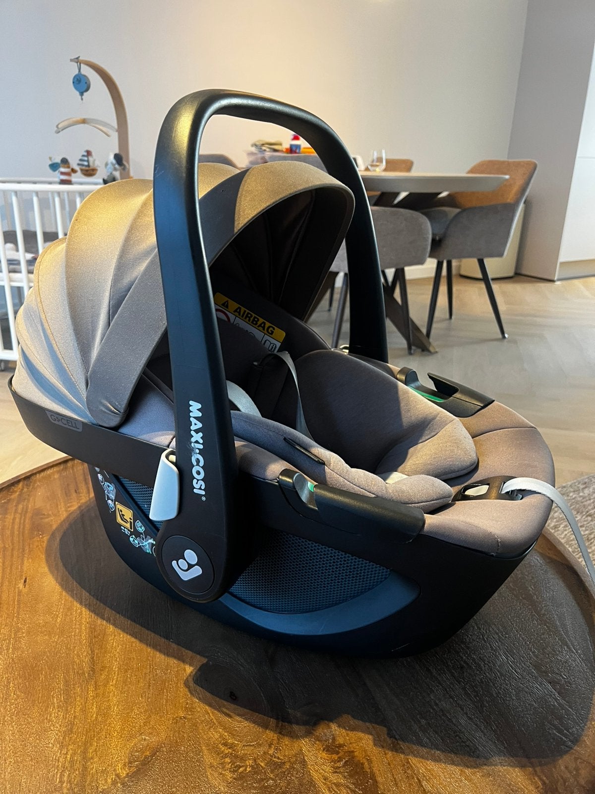Maxi-Cosi Pebble 360 i-Size en passend ISOFIX, Kinderen en Baby's, Ophalen, Zo goed als nieuw, Isofix, 0 t/m 13 kg