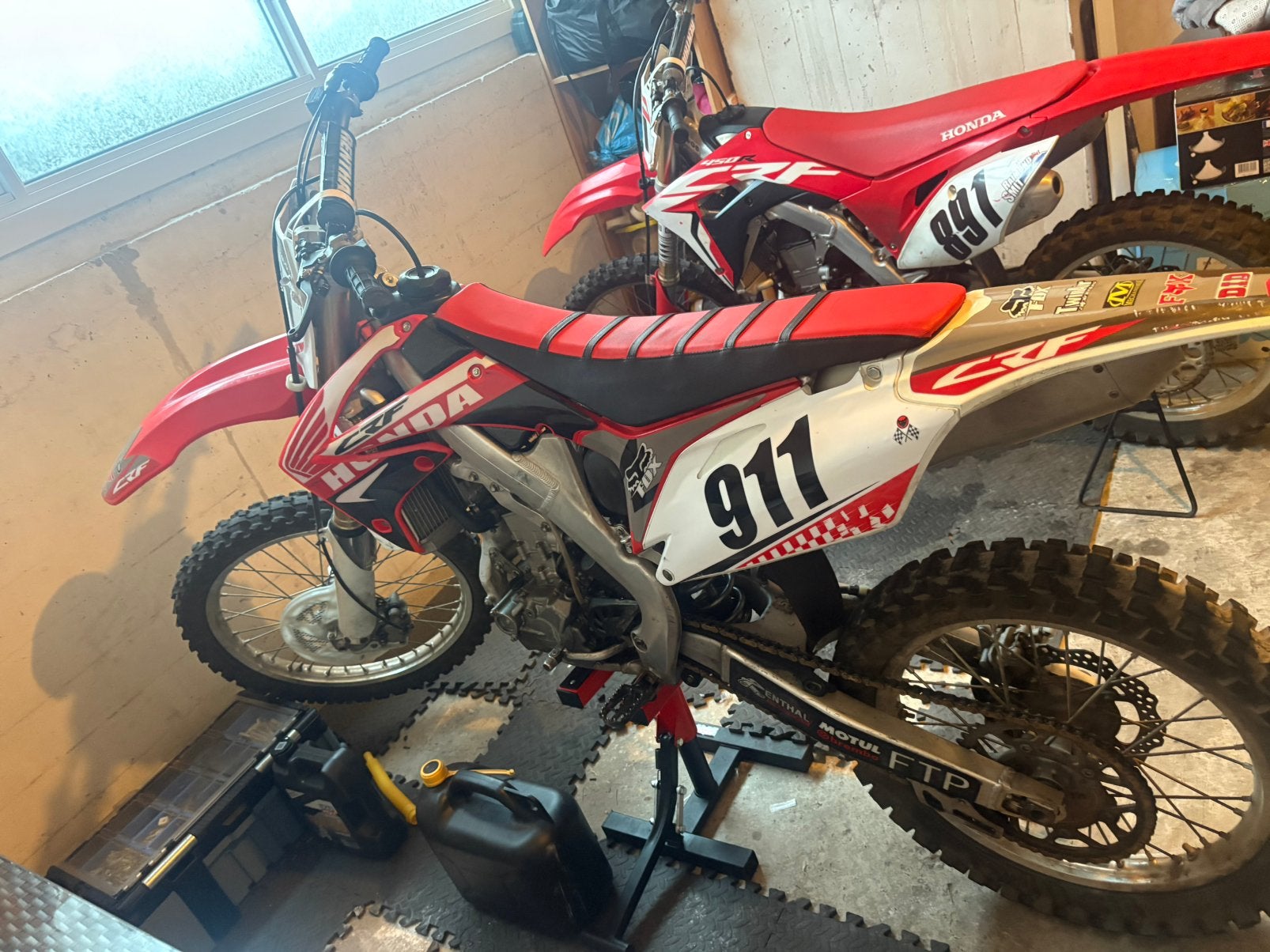 Honda CRF250 R  BJ 2014, Fietsen en Brommers, Ophalen, Zo goed als nieuw, Overige typen