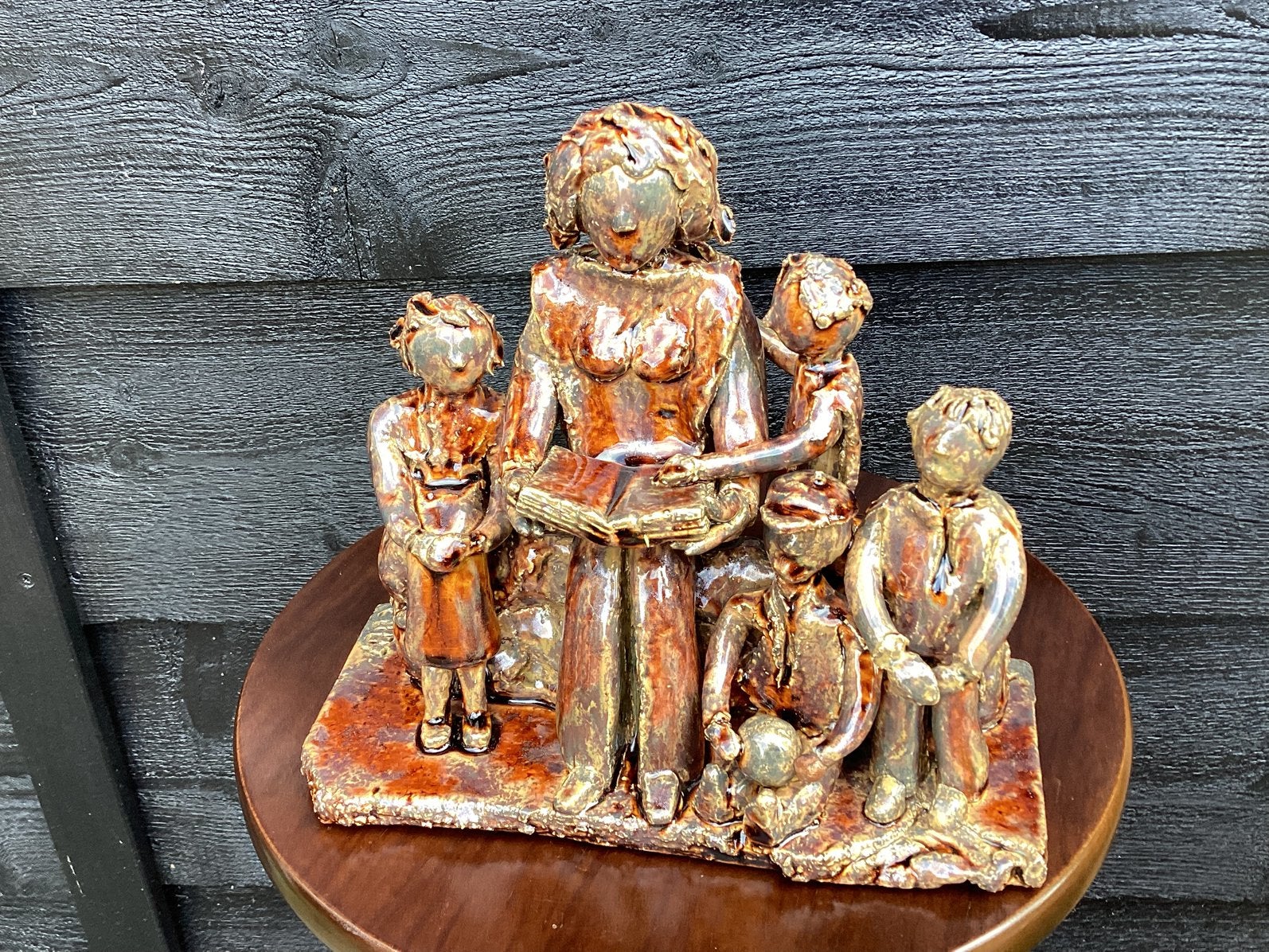 Beeld van moeder  met haar kinderen, Ophalen, Zo goed als nieuw, Mens