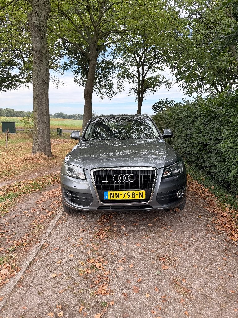 Audi 2012 Grijs, Auto's, Automaat, Verwarmde buitenspiegels, Zwart, Q5