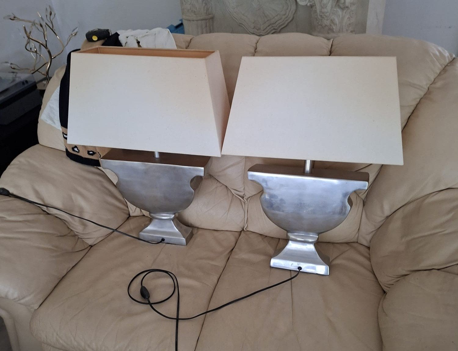 Set van 2 Vintage Aluminium Tafellampen – Light & Living (20, Ophalen