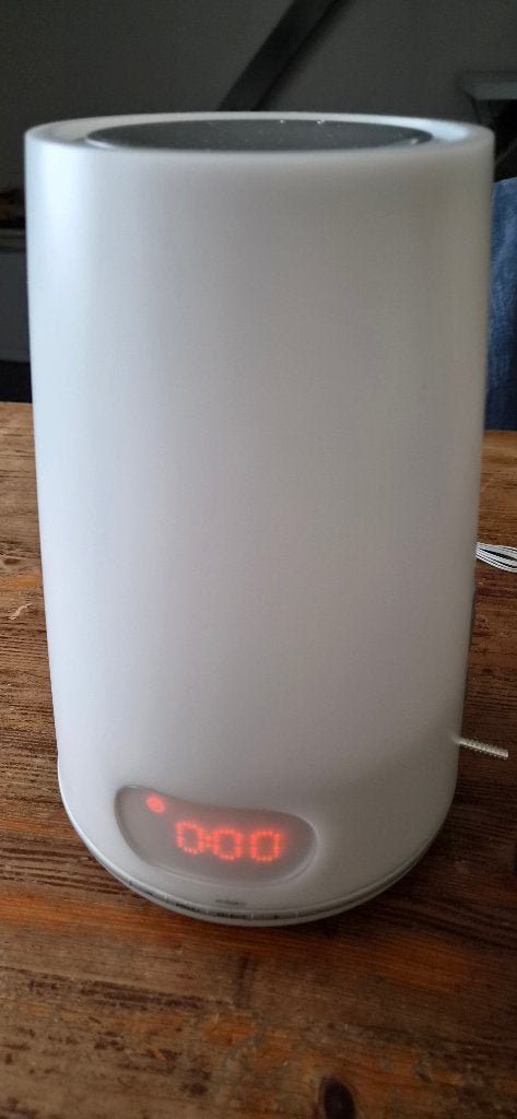 Wake-up Light Wekker met Radio en Slaapfunctie, Witgoed en Apparatuur, Wekkers, Ophalen of Verzenden, Zo goed als nieuw, Digitaal