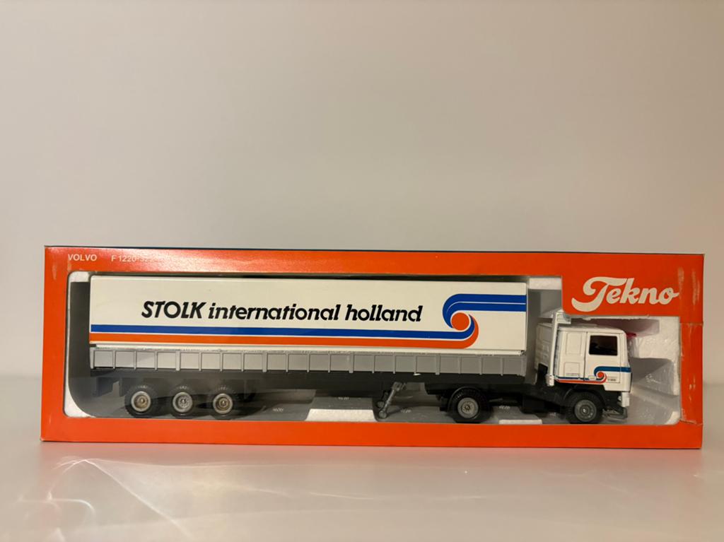Volvo F12 Stolk Tekno, Ophalen of Verzenden, Zo goed als nieuw, Bus of Vrachtwagen, Tekno
