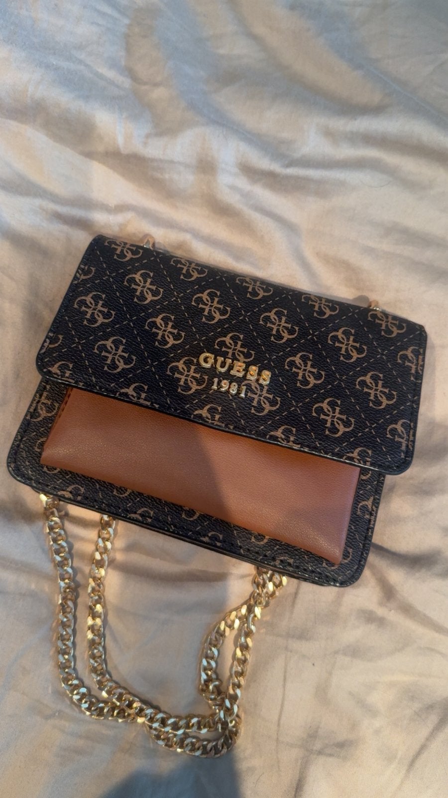 Guess tas, Sieraden, Tassen en Uiterlijk, Portemonnees, Verzenden, Zo goed als nieuw, Zwart, Guess