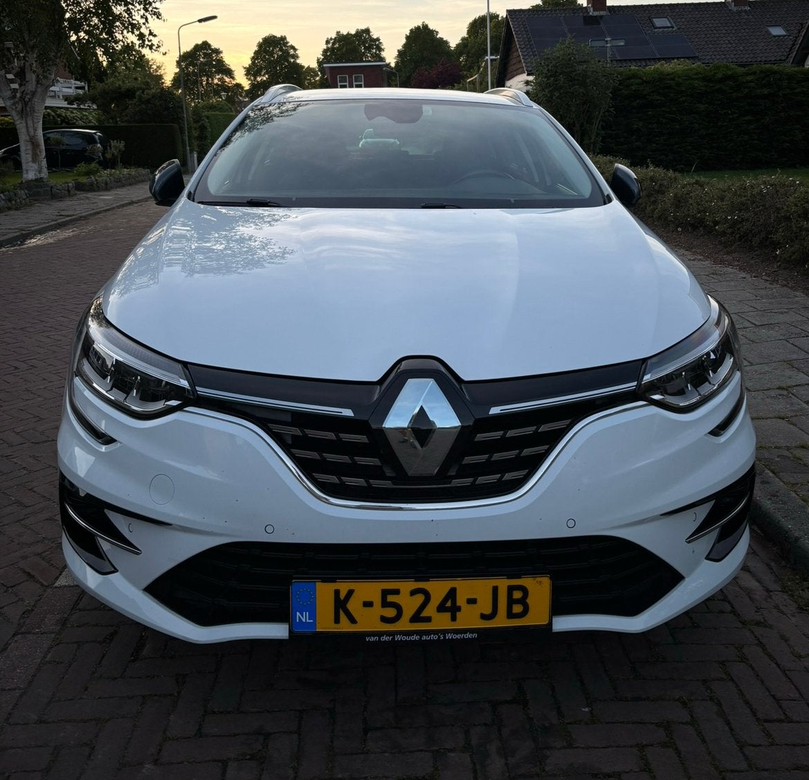 Renault Mégane 1.3 TCe 140pk GPF 2021 Wit Leder/BOSE/Camera, Auto's, Renault, Voorwielaandrijving, 4 cilinders, Wit, Stationwagon