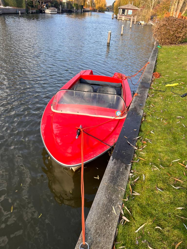 Vega 405 met yamaha 8pk 2takt, Watersport en Boten, Bootonderdelen, Ophalen of Verzenden, Zo goed als nieuw, Motor en Techniek