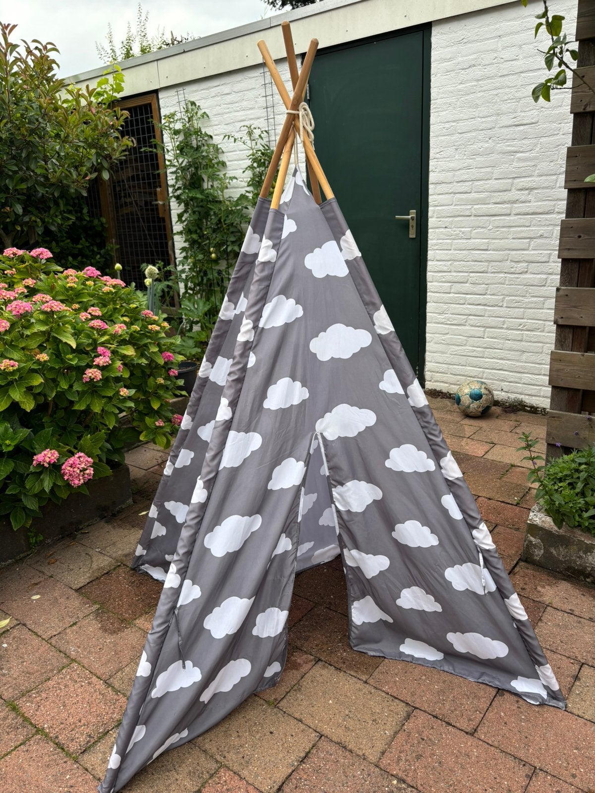 Wigwam speeltent, Ophalen, Zo goed als nieuw