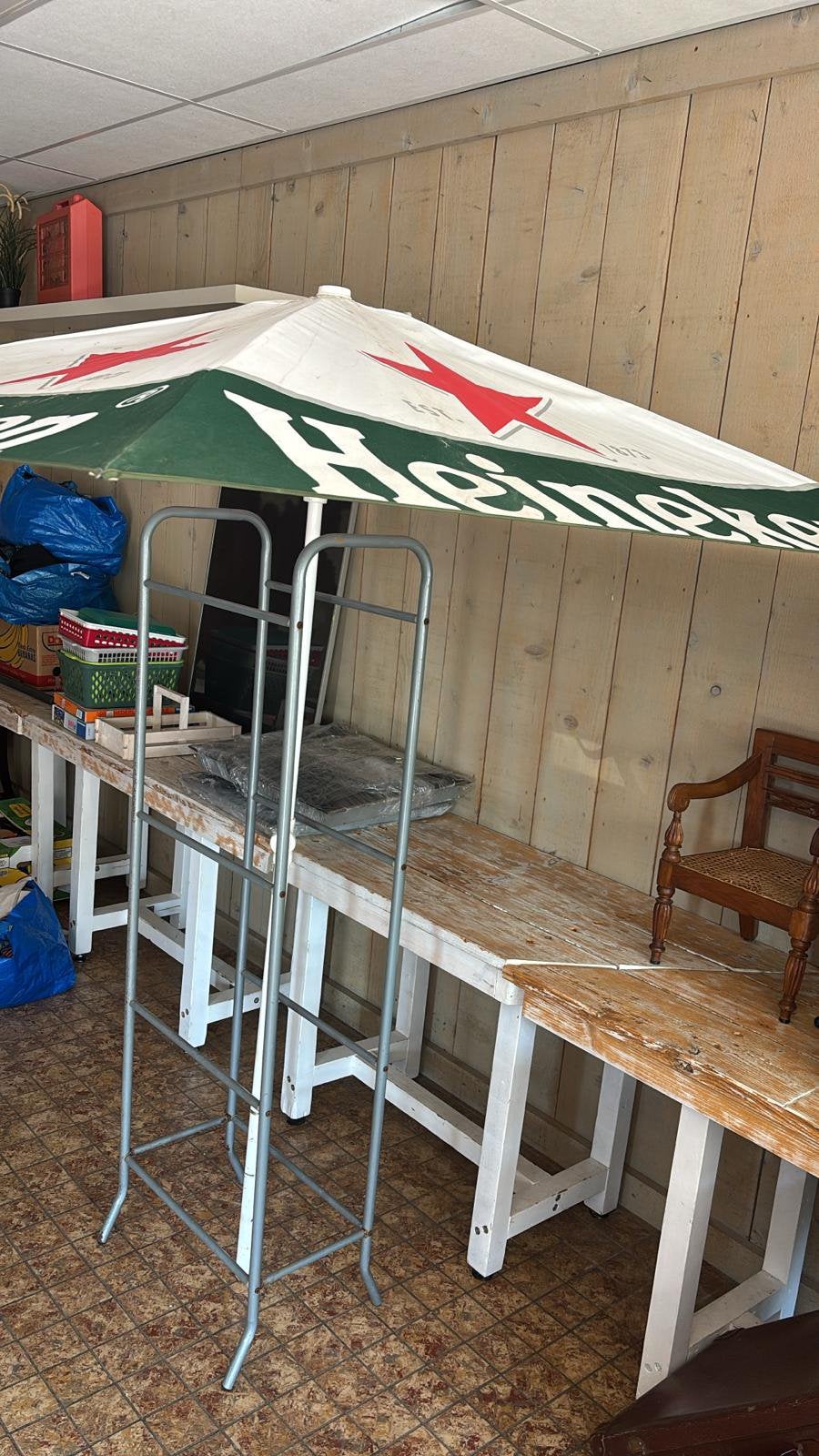 Heineken parasol vierkant, Tuin en Terras, Parasols, Ophalen of Verzenden, Zo goed als nieuw, 1 tot 2 meter, Parasolvoet