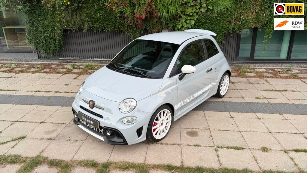 Abarth 695 1.4 T-Jet Esseesse One of 695, Auto's, Abarth, Voorwielaandrijving, 15 km/l, Gebruikt, 4 cilinders