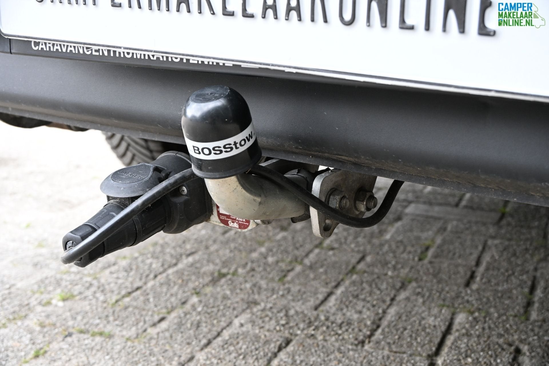 Foto 44 van Challenger Vany 640 |Cassette luifel|Fietsendrager