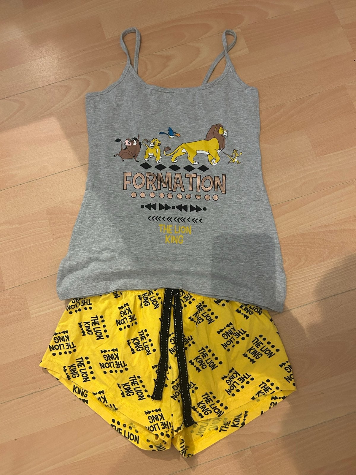 De Leeuwenkoning Pyjama Set - Top en Short, Ophalen of Verzenden, Gedragen, Maat 36 (S)