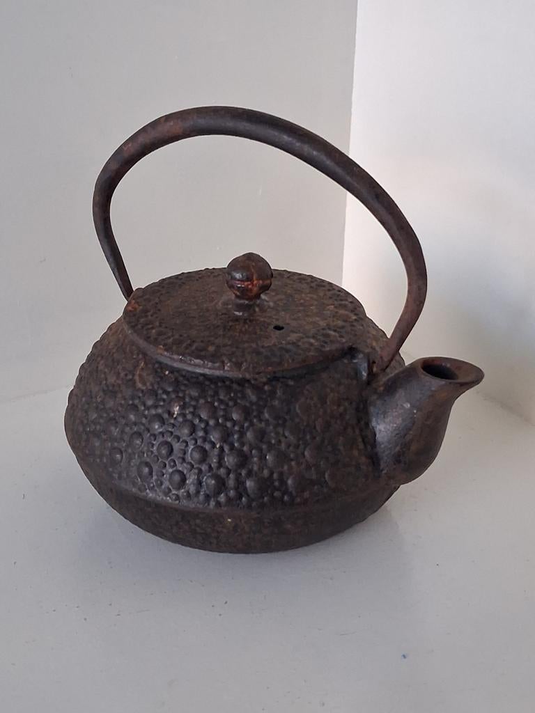 Japanse gietijzeren theepot Tetsubin stijl – kyusu met zeef, Ophalen of Verzenden