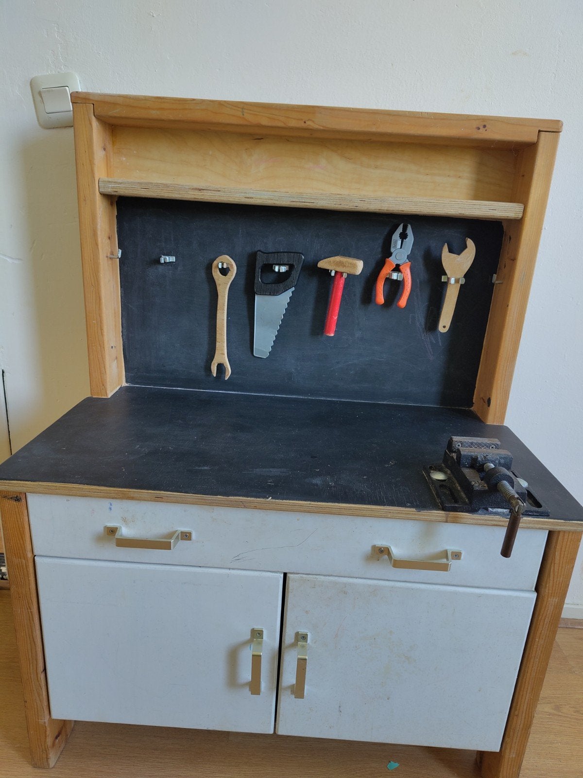 Houten speelgoed werkbank met gereedschap, Ophalen, Gebruikt, Bouwen
