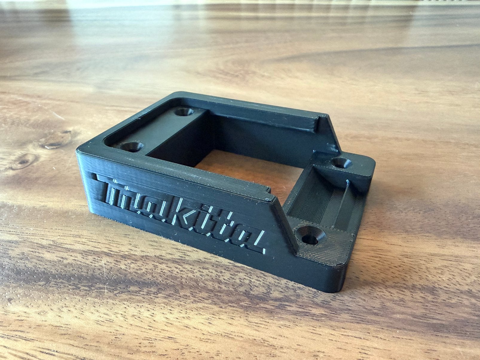 Makita 18v batterijhouder, Ophalen of Verzenden, Zo goed als nieuw