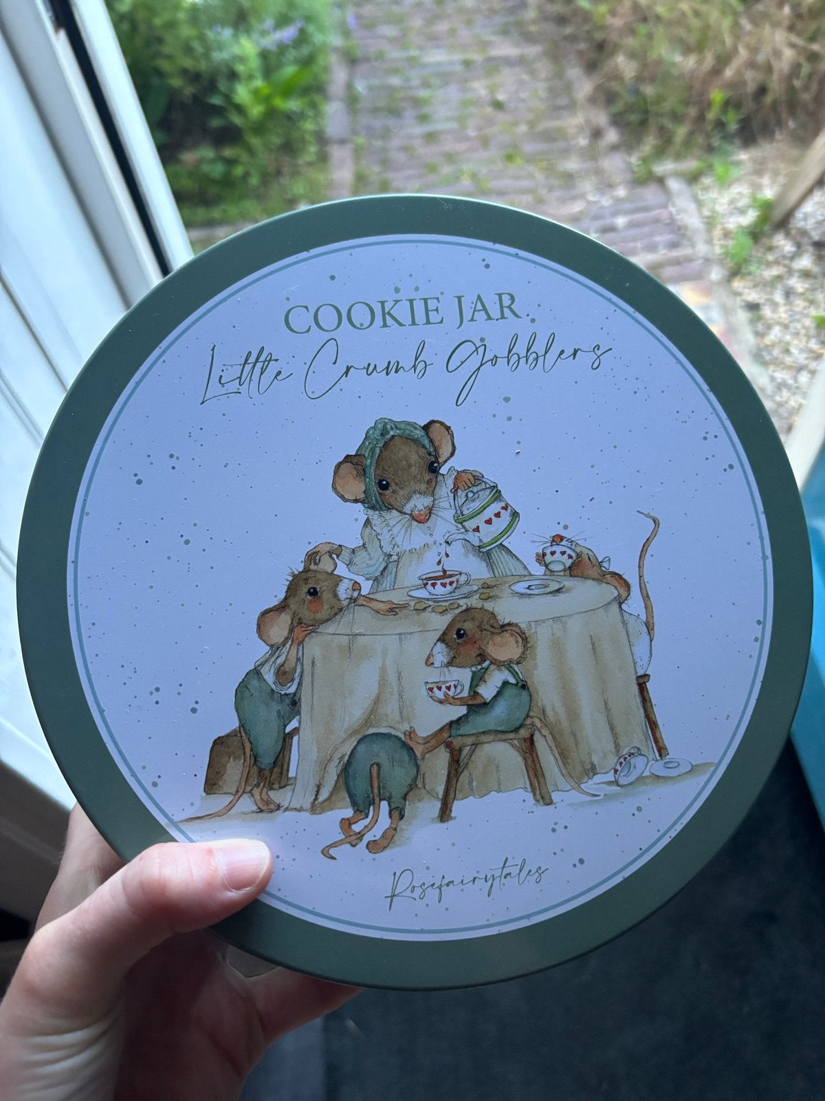 Koekblik "Little Crumb Gobblers" - Rosyfairytales, Huis en Inrichting, Woonaccessoires | Overige, Zo goed als nieuw, Metaal, Groen